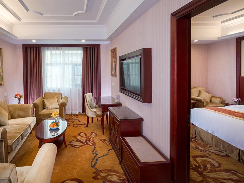 Vienna Hotel Shenzhen Exhibitian Center 2Nd Екстер'єр фото